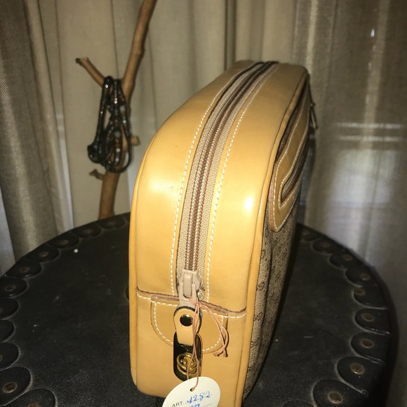 NWT!! Vintage RARE!!!  GG web logo cosmetic case/clutch - Picture 7 of 9